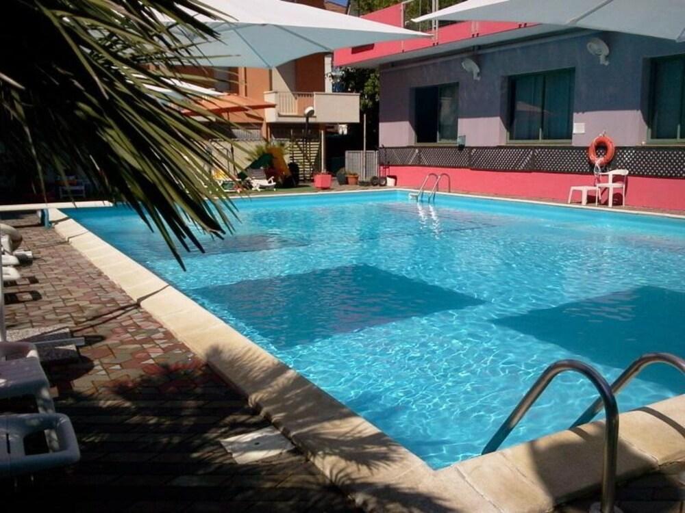 Hotel Edward Bellaria-Igea Marina Ngoại thất bức ảnh