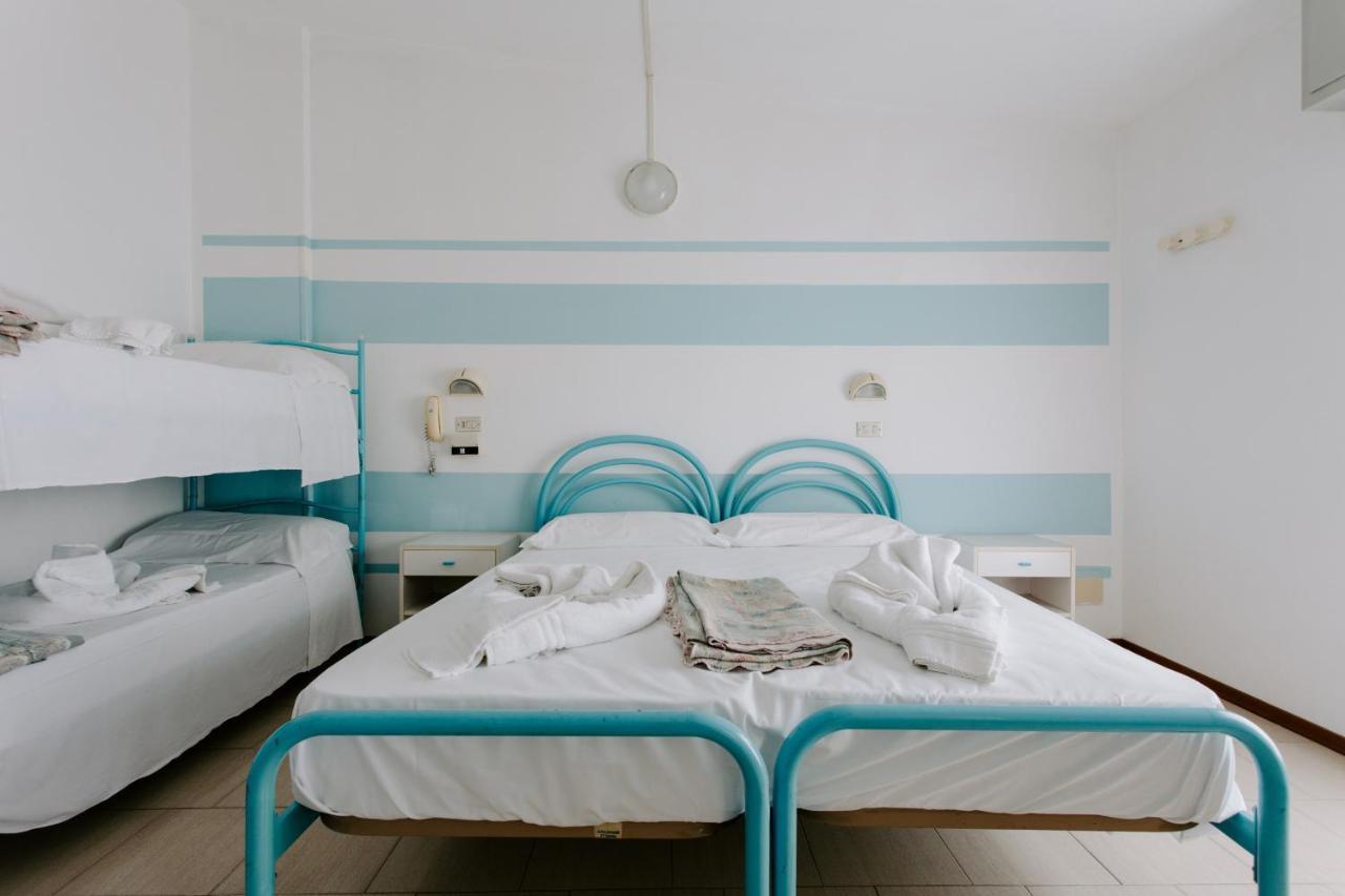 Hotel Edward Bellaria-Igea Marina Ngoại thất bức ảnh
