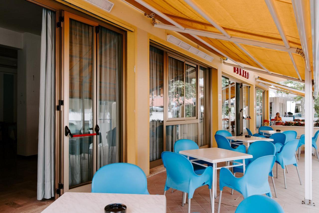 Hotel Edward Bellaria-Igea Marina Ngoại thất bức ảnh
