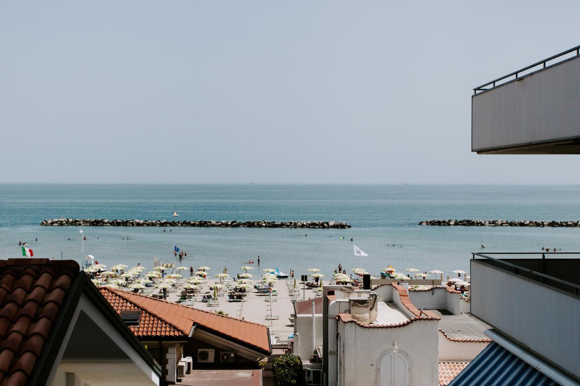 Hotel Edward Bellaria-Igea Marina Ngoại thất bức ảnh
