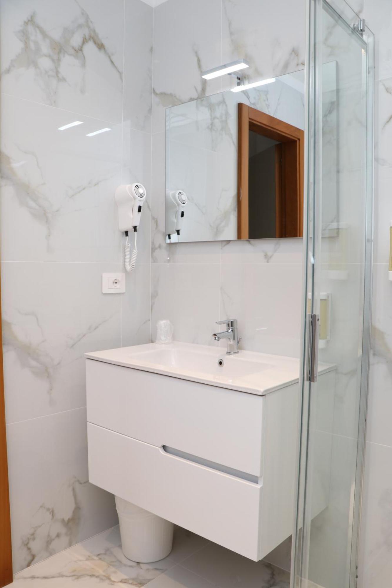 Hotel Edward Bellaria-Igea Marina Ngoại thất bức ảnh