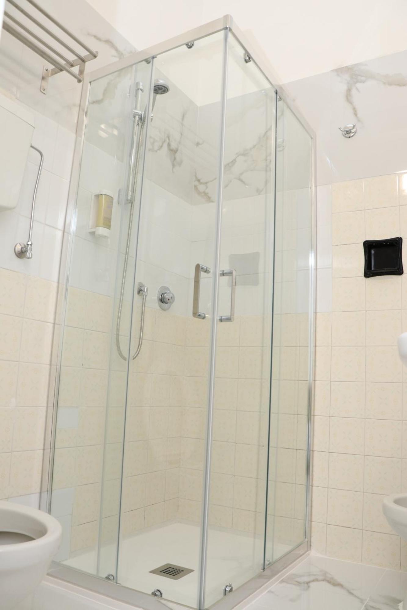 Hotel Edward Bellaria-Igea Marina Phòng bức ảnh